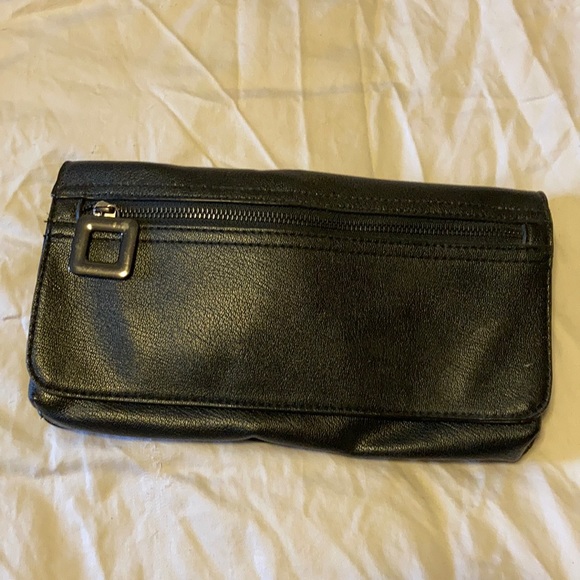 Black Faux-leather purse/clutch - Picture 6 of 7